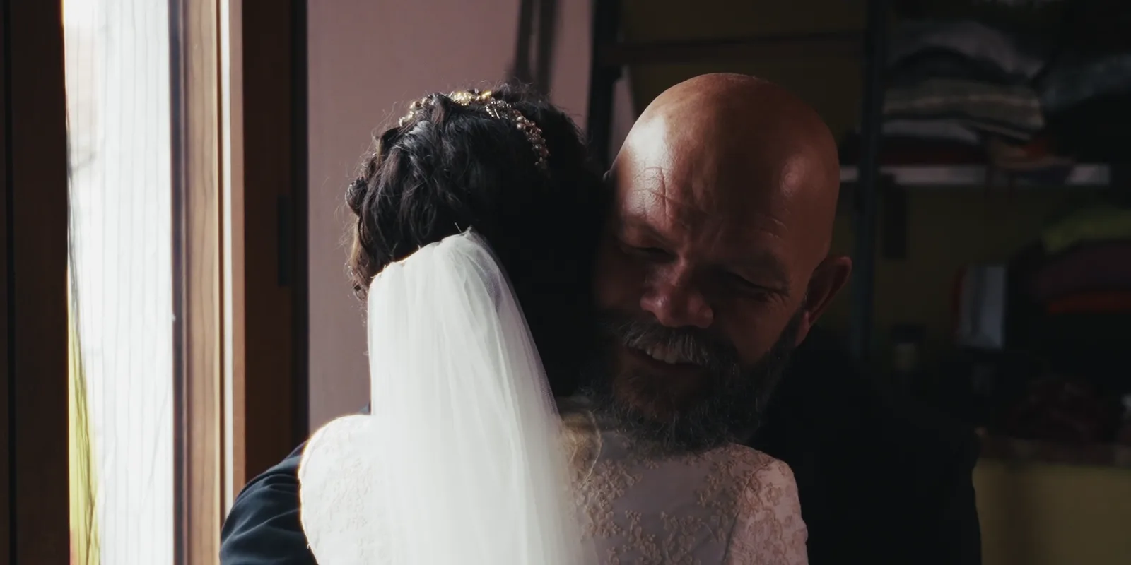 El abrazo.